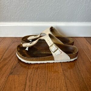 Birkenstock Gizeh Thong Sandals Shiny Snake Print EU 36 Women’s Size 5 Cream